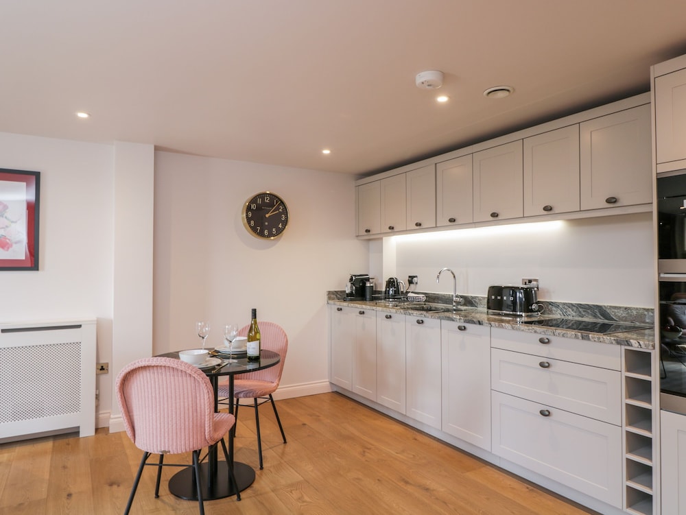 35 Hope Place