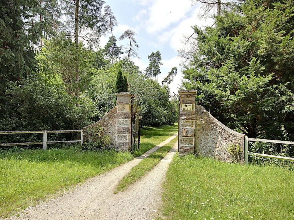 Charming Holiday Home in Raizeux Near Forest view 2