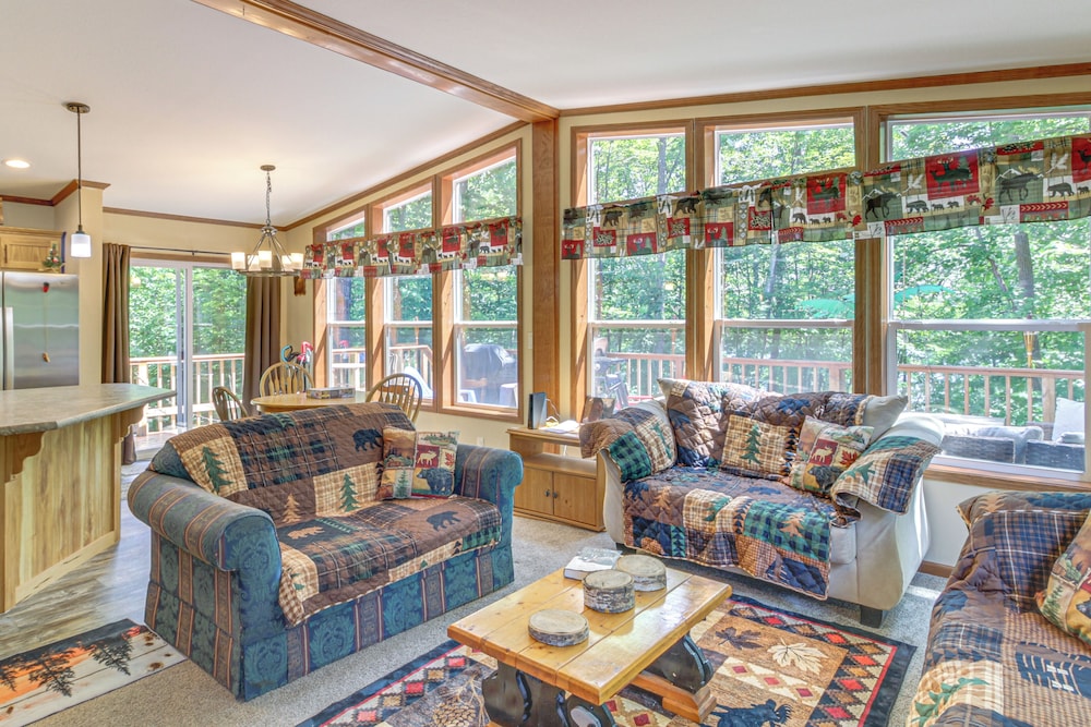 'woman Lake Chain Retreat' w/ Deck & Dock!
