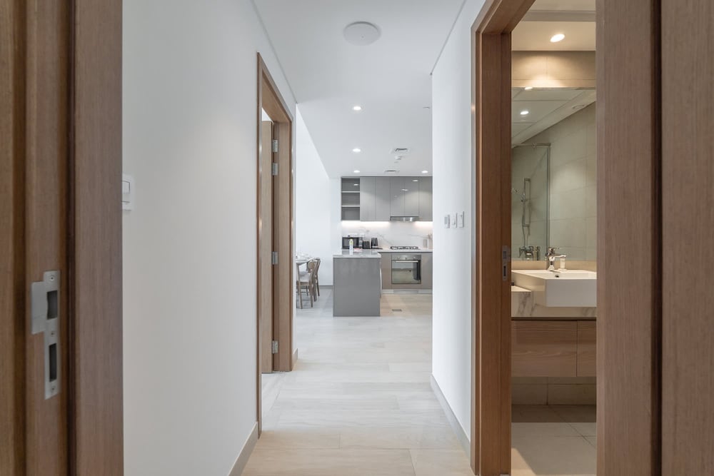 Modern and Peaceful 2 Bedroom in Amber by Azizi