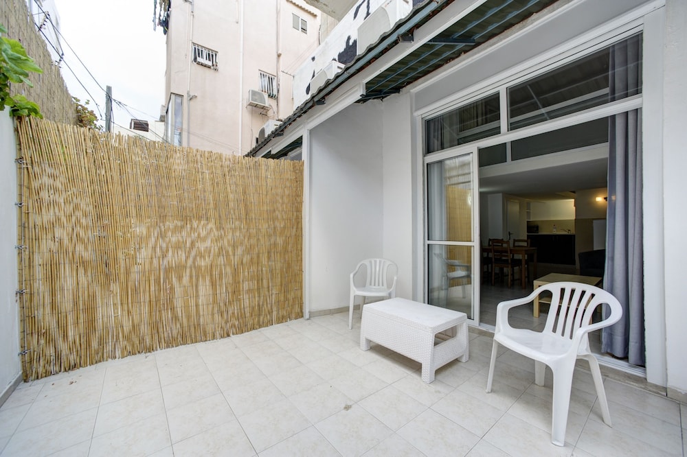 Sea Suites Apartments