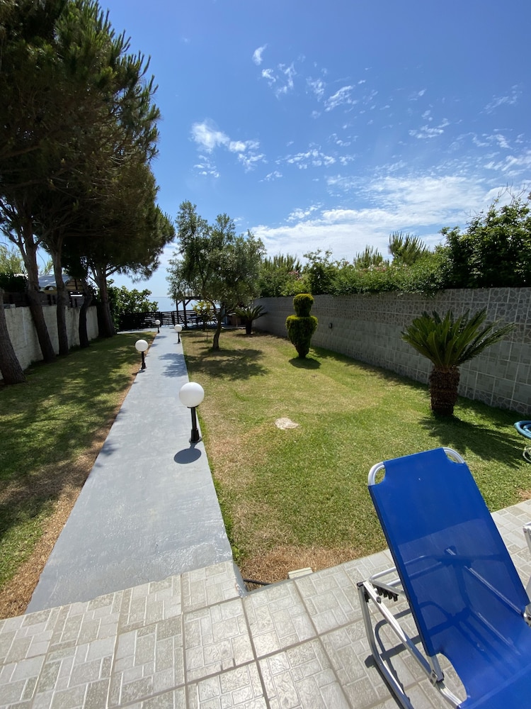 Villa Angela