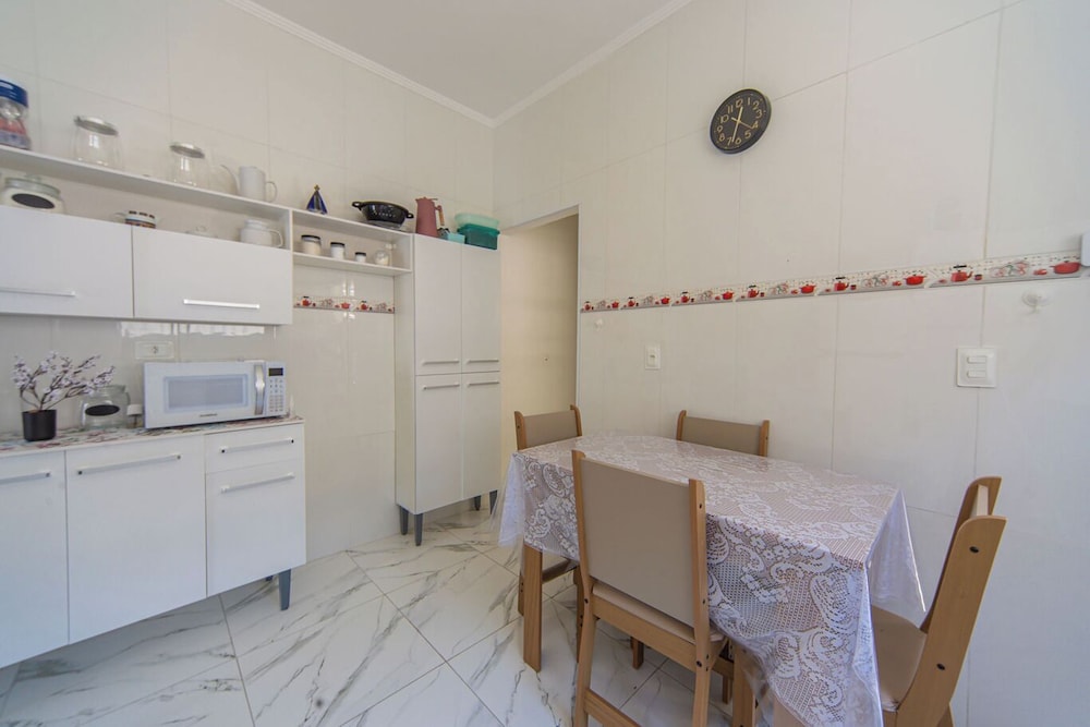 Casa Pet Friendly com Wi-fi e Garagem no Ocian