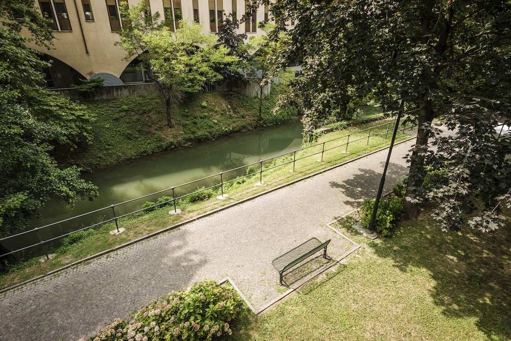 MYSWEETPLACE - Largo Europa Apartments