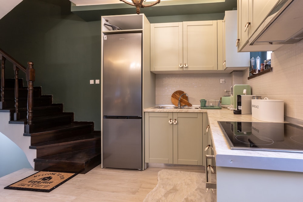 Rock Dandy La Maison De L’Ours | Top Fireplace Retreat
