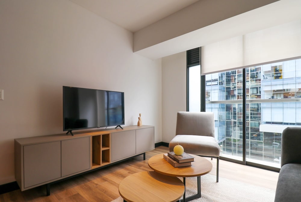 w Amazing 1BR w Perfect Balcony in San Isidro
