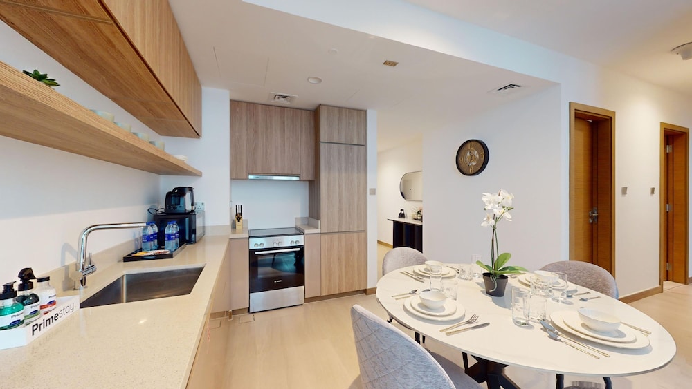 Business Bay - Urban Oasis 2406
