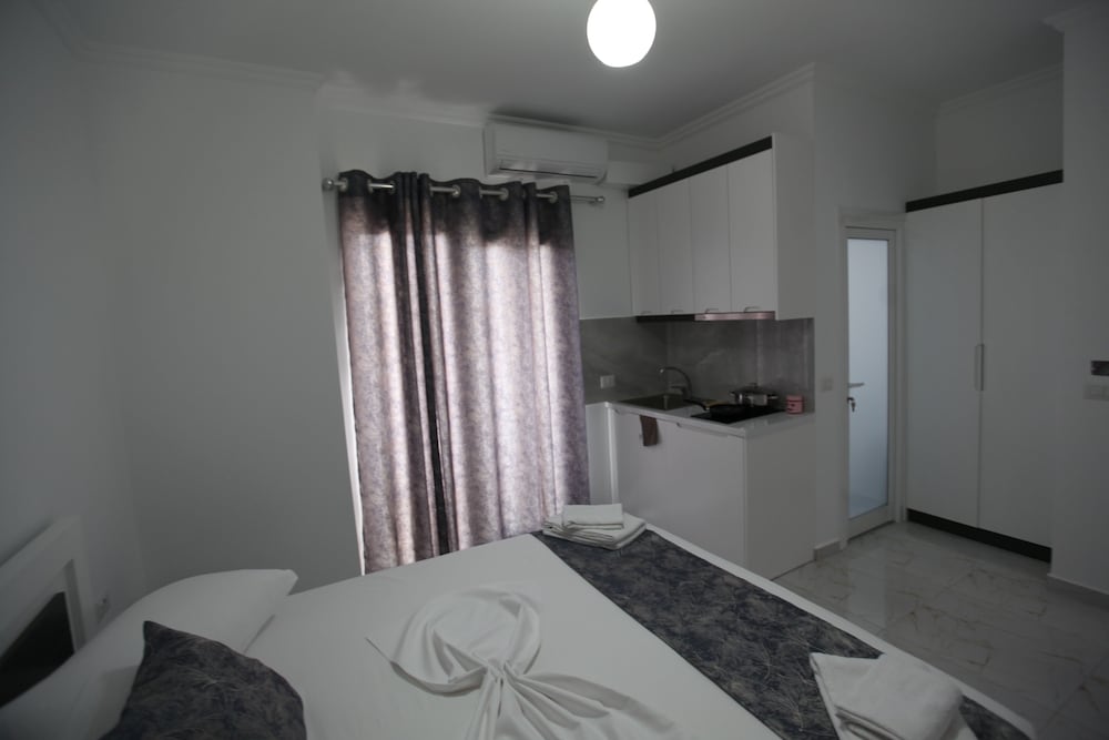Irdi Aparthotel