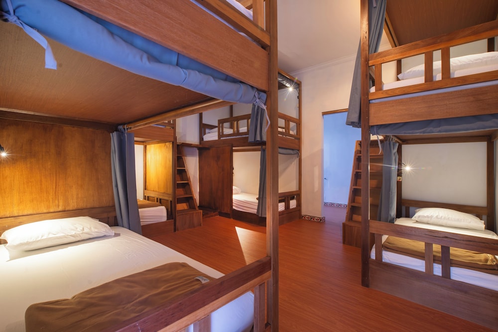 Simpang Inn Hostel