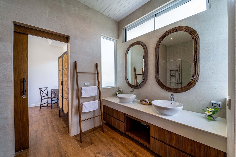 Photo 74