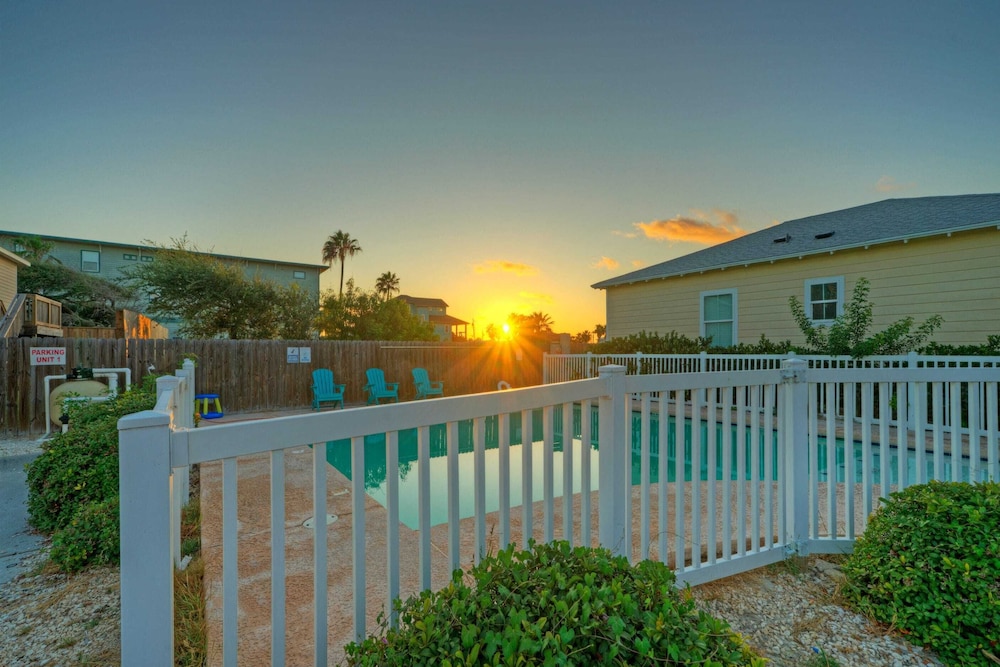 Family-friendly Beach Home w/ Pool, Porch + Beach Access Surf Station by Avantstay