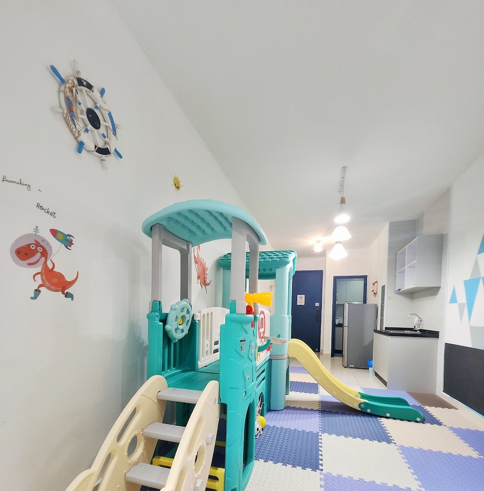 Daya Fun Kids Homestay by SR Home