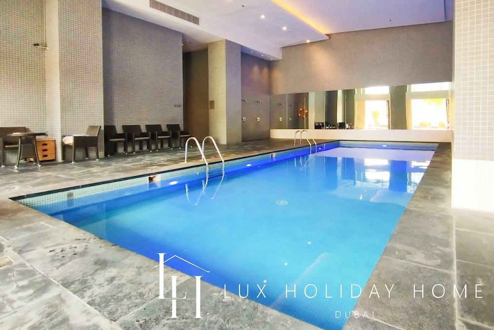 LUX The Elegant DIFC Suite 2