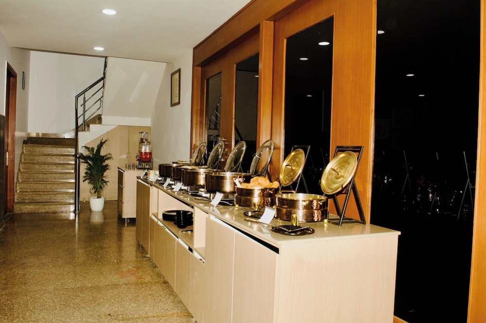 Olive Hotel Medanta