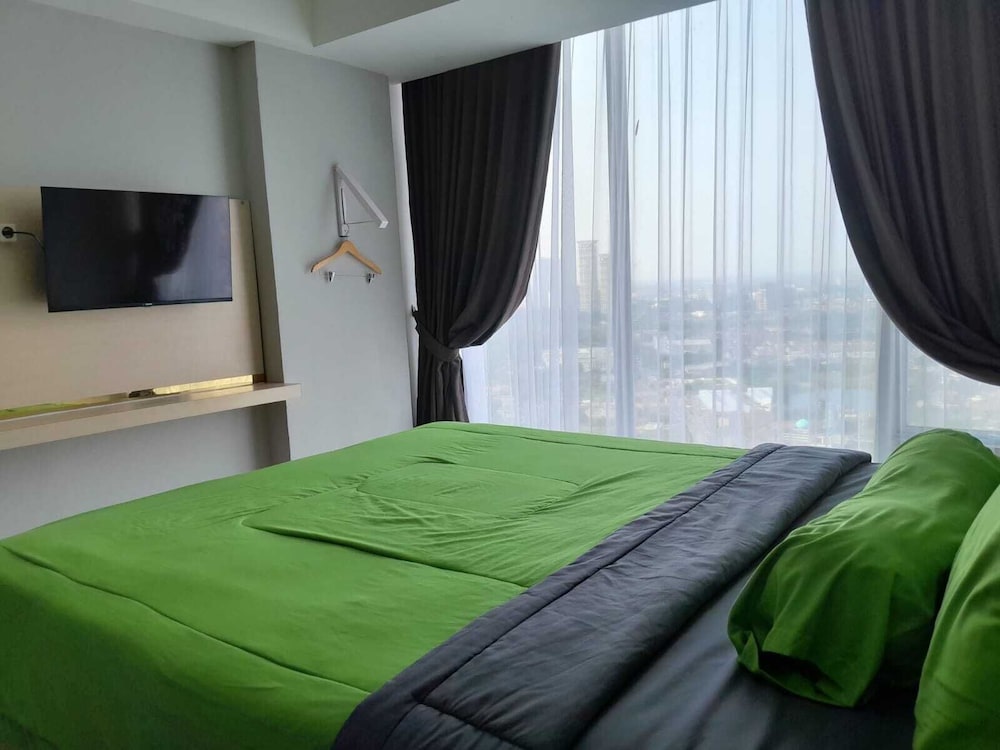 Mitra Room Nature Majestic