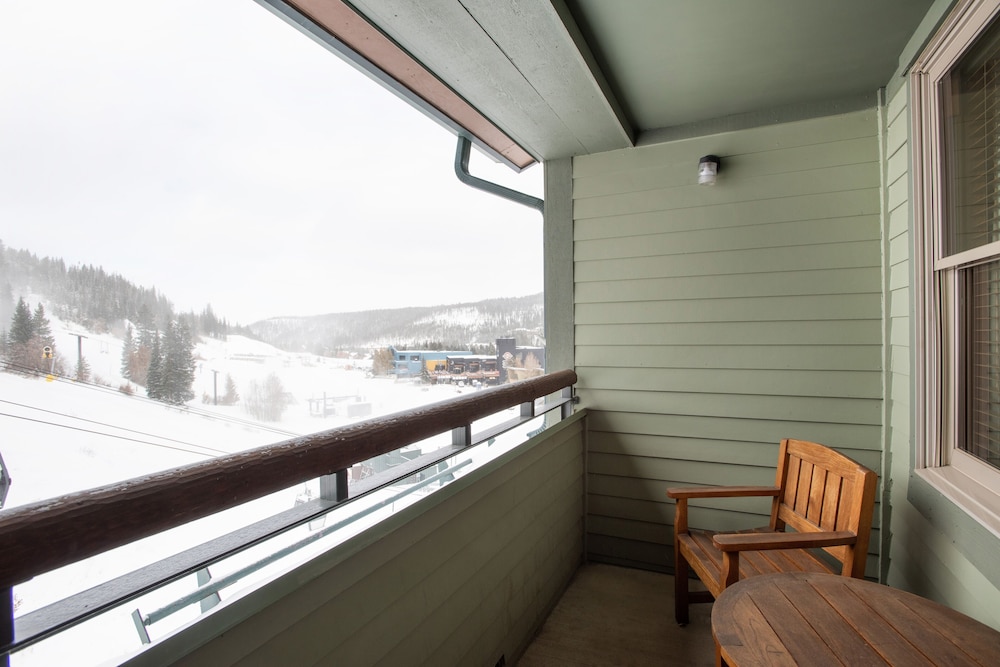 Two Bedroom Condos at Zephyr Mountain Lodge - Winter Park CO
