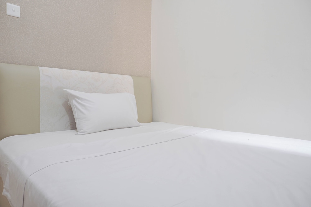 Warm And Cozy 2Br At Pakubuwono Terrace Apartment