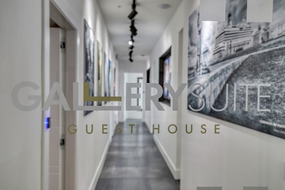 Gallery Suite