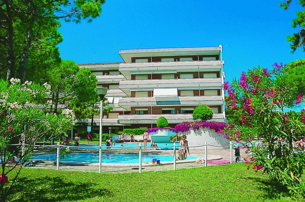 Practical Flat With Communal Garden and Pools in Lignano