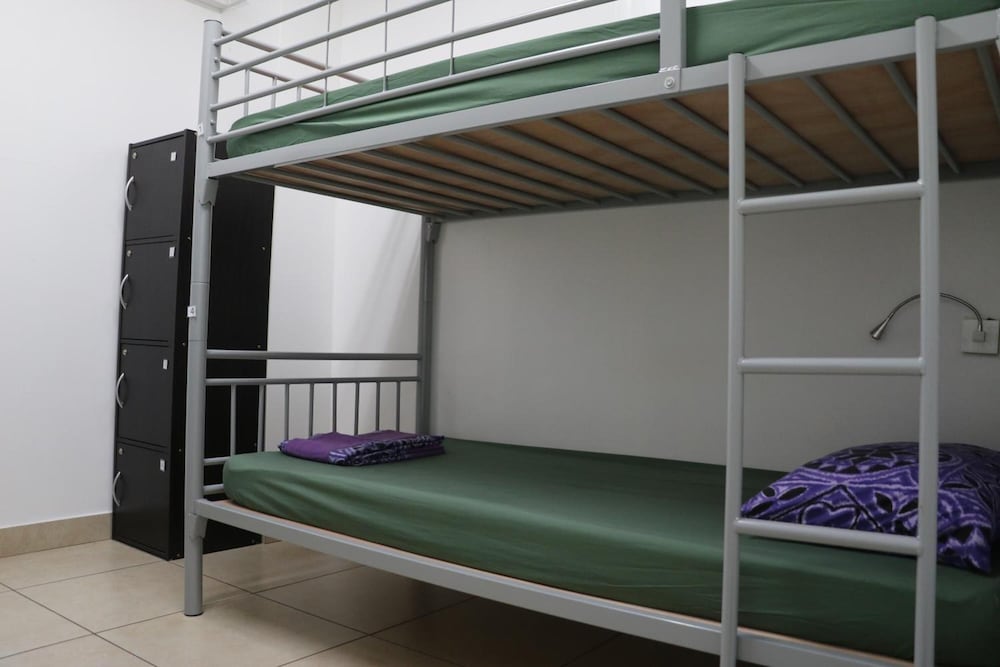 Mahana Lodge Hostel & Backpacker