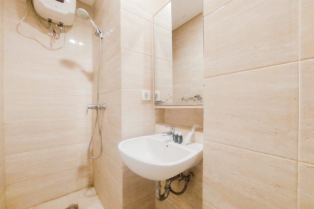 Great Deal and Homey 1BR Apartment Springwood Residence Tangerang