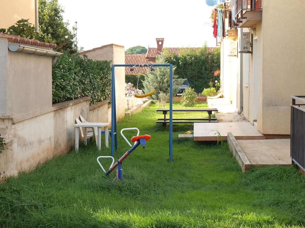 Apartment 258