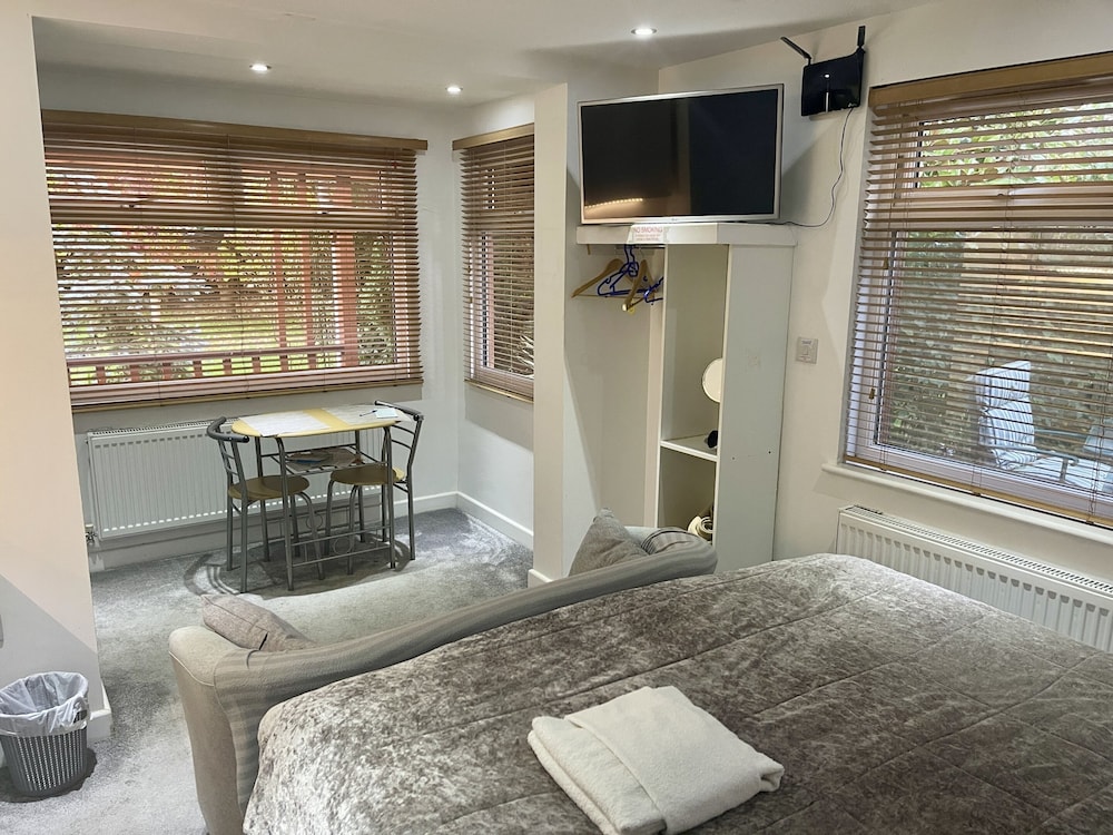 Woodpaddock B&B