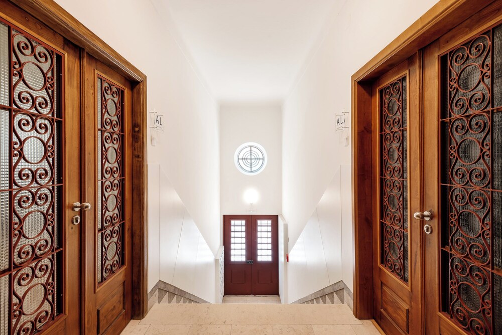 Acm034 Bombarda Homes, Spacious 1BR w/ Balcony