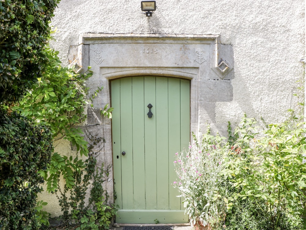 Tinkley Cottage