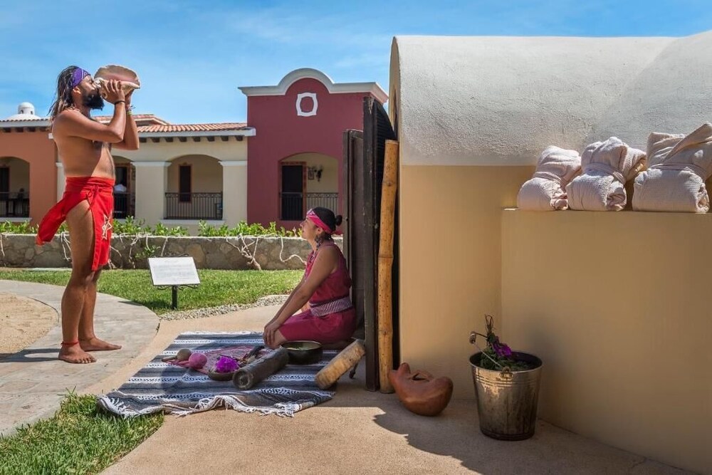Hacienda Encantada