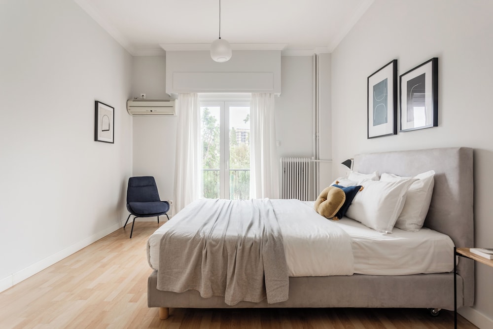UPSTREET Zeus Temple View 2BD Apt Acropolis-Plaka photo 2