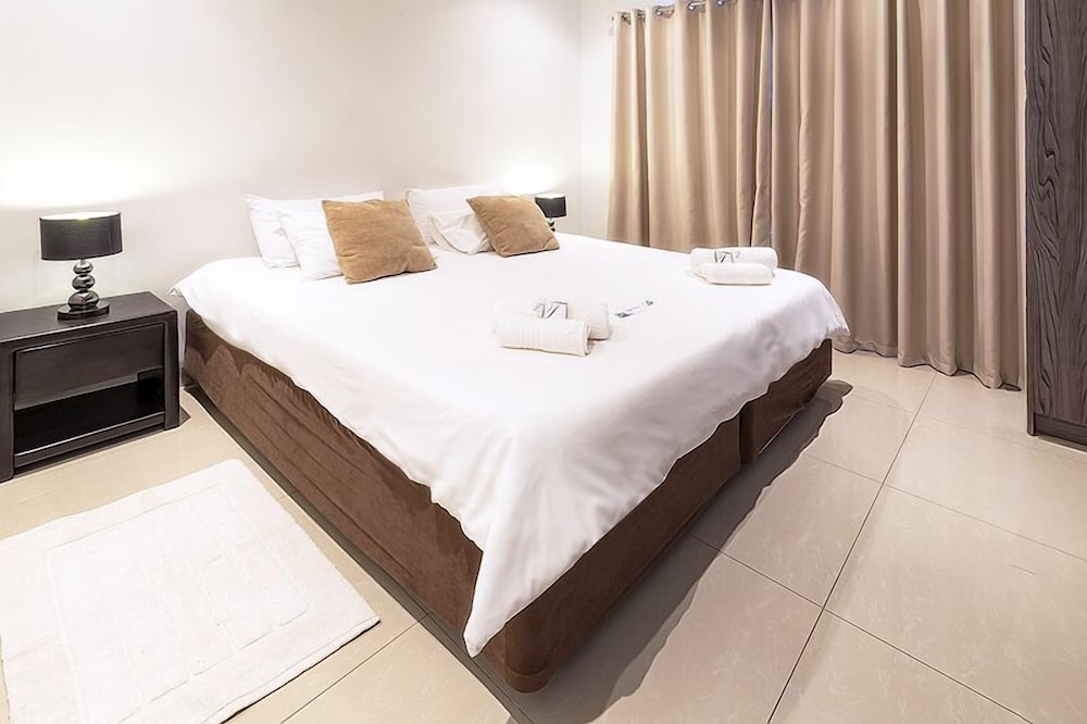 Discovery Guest House