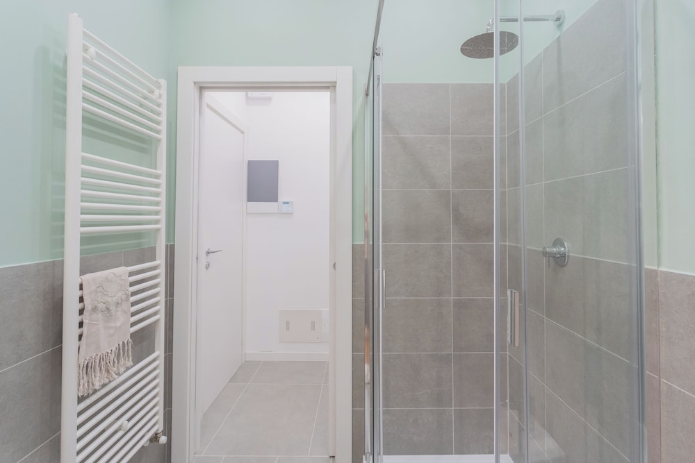 Isola Felice Grandate by Rent all Como
