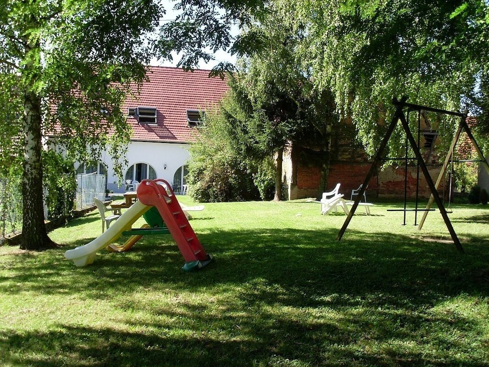 Photo 61
