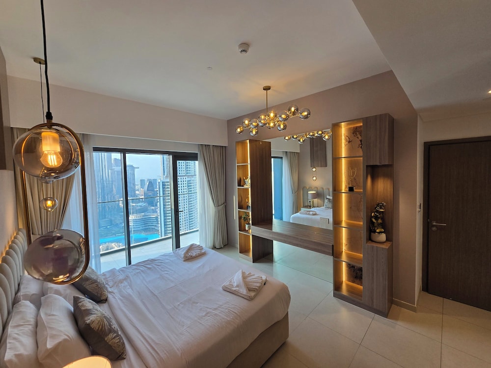 Royale Highend Burj and Fountain View