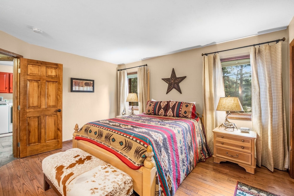 Heavenly Pines -- Ev #3361 5 Bedroom Home by RedAwning view 3
