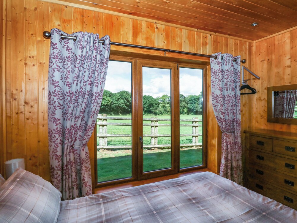 Barn Shelley Lodge