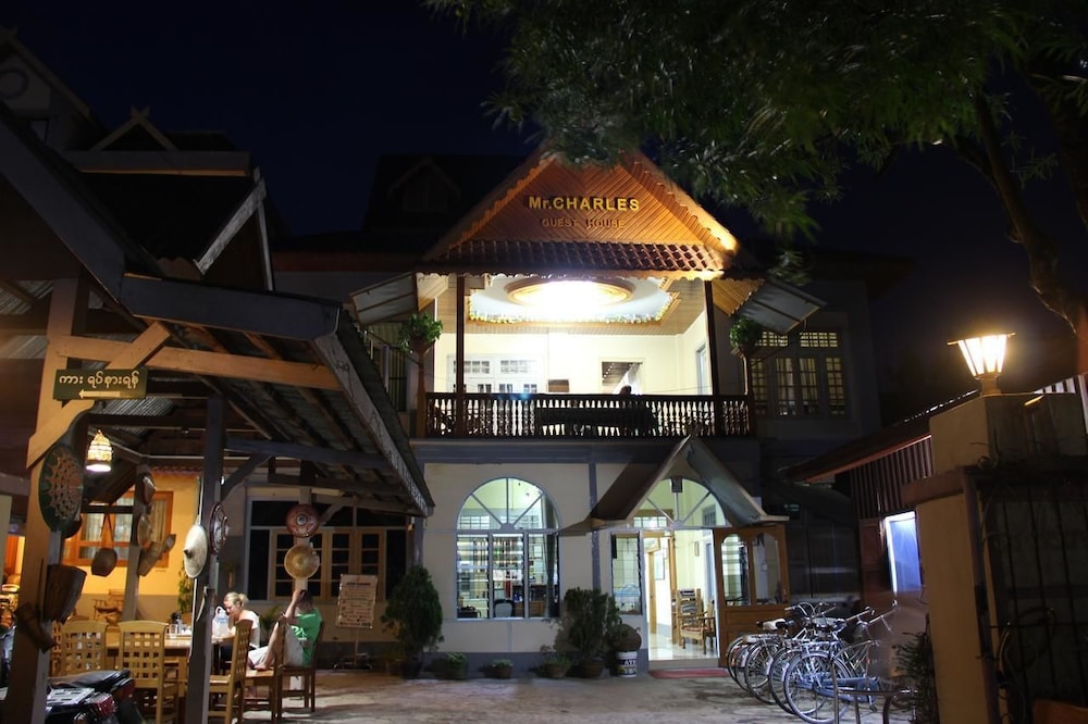 Mr. Charles Guest House - Hostel, photo 12