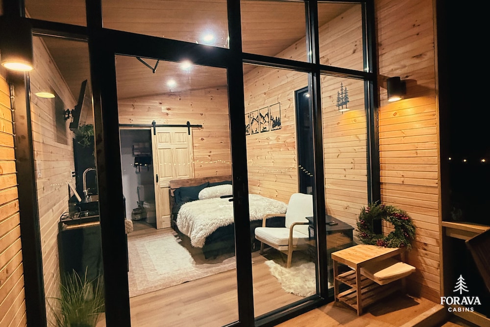 Forava Cabins - Tiny Cabin in the Woods