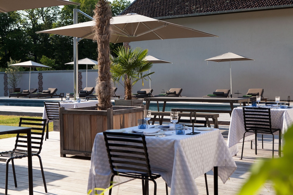 Château De La Resle - membre Design Hotels