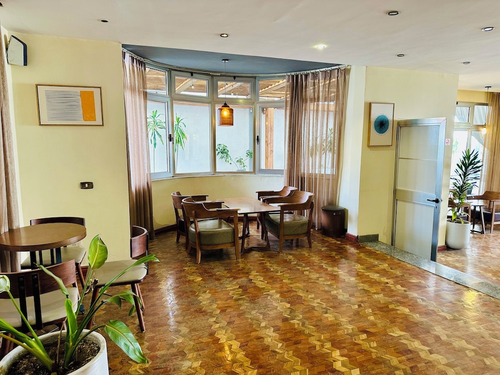 Social House Boutique Hotel