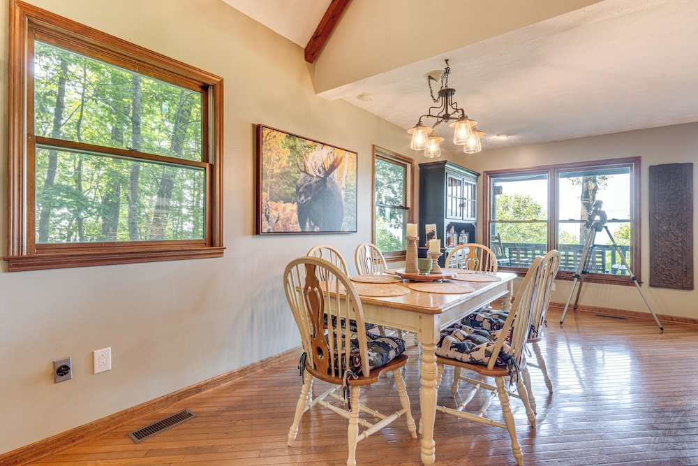 Decks + Lake Access: Scenic North Carolina Retreat