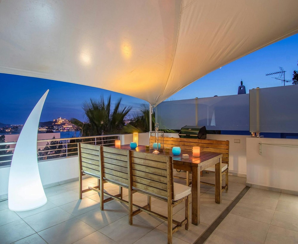 Villa in Cap Martinet