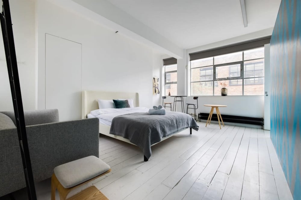 Bright Work Live Industrial Loft in Shoreditch