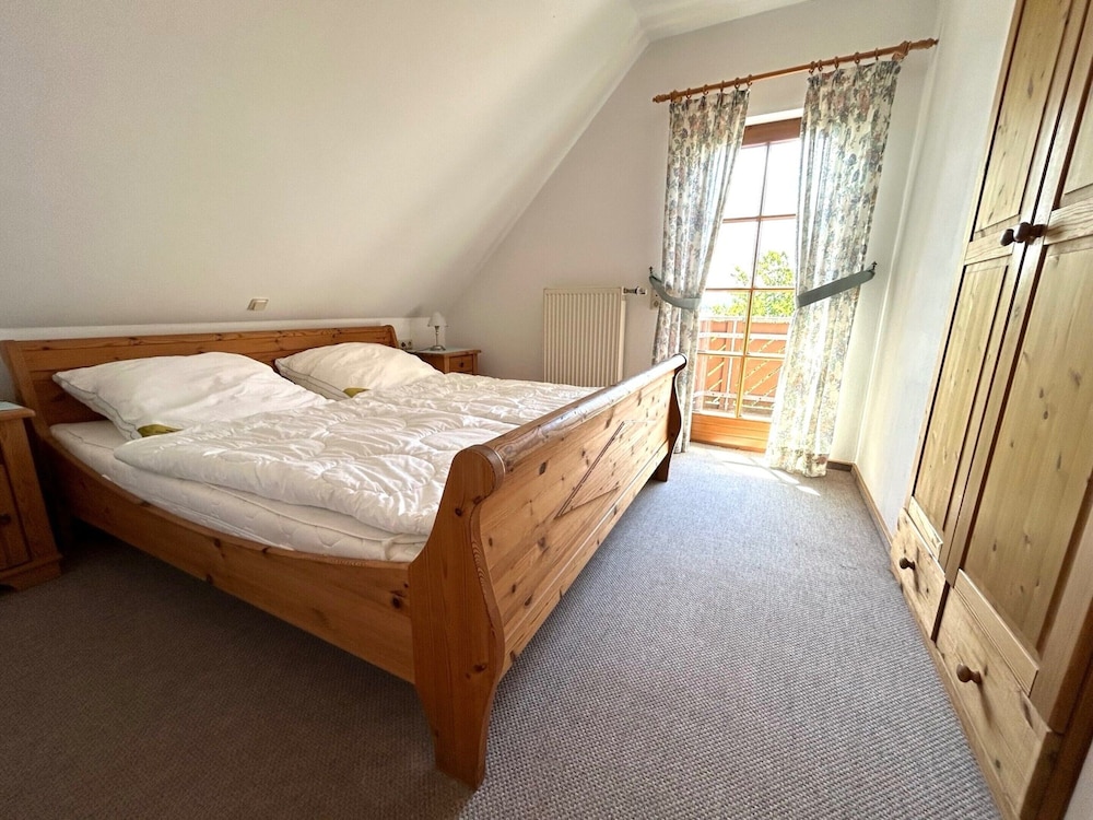 Holiday Home in the Knullgebirge With Balcony view 2