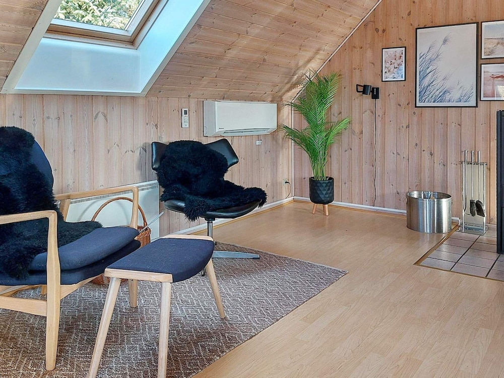 6 Person Holiday Home in Ringkobing