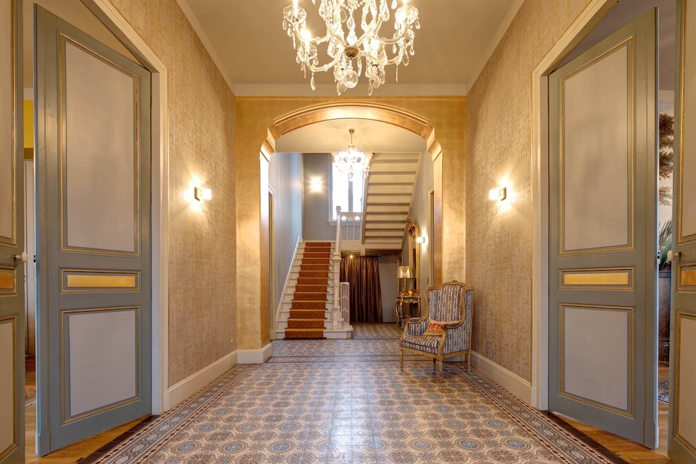 Chateau des Mussets photo 2