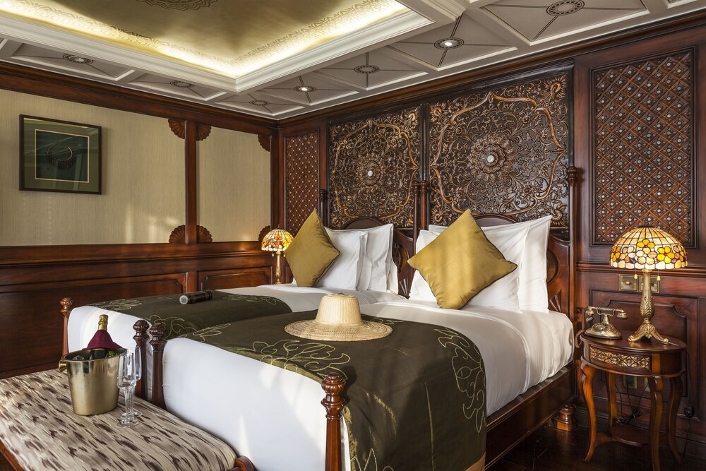 Heritage Line Anawrahta Cruise