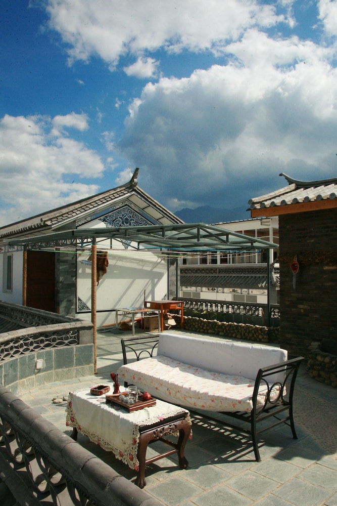 DALI Jade house