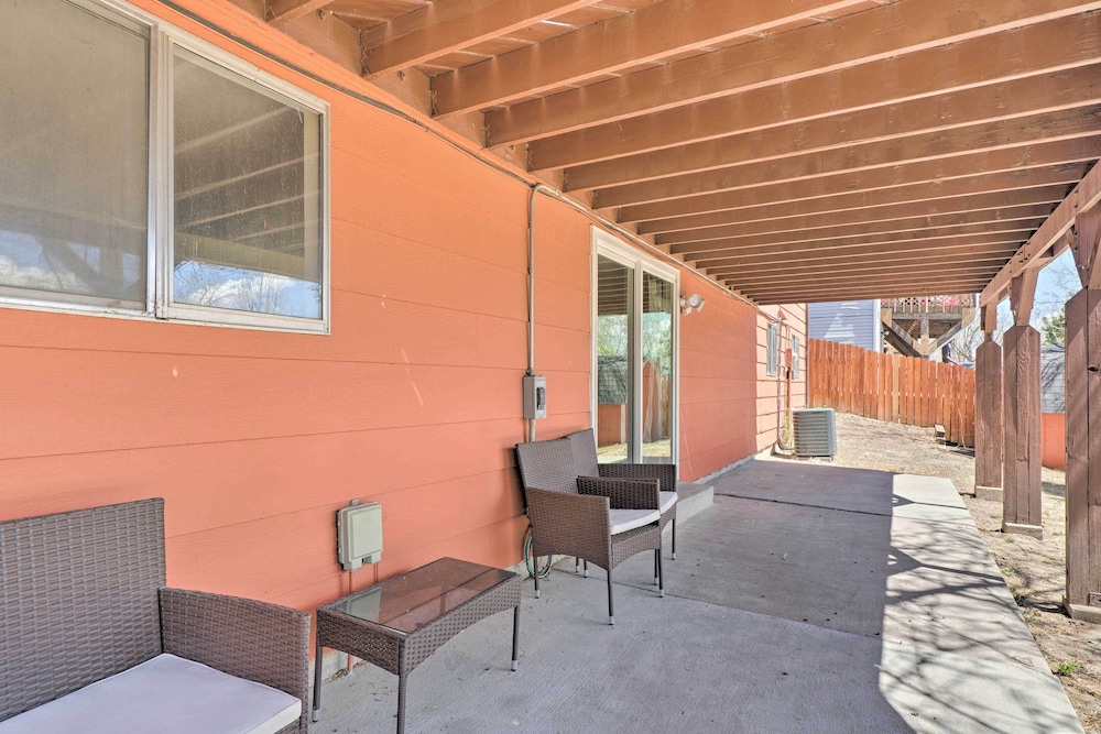 Lovely Colorado Springs Home: Mtn Views & Hot Tub!
